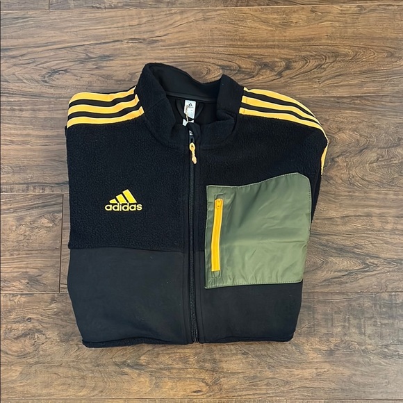 NWT Men’s Adidas Tiro Dark Black Jacket with Bold Gold Highlights, Sz. Large - Picture 15 of 16